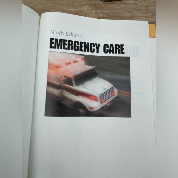 Emergency Care by Harvey Grant, Daniel Limmer, Beth Lothrop Adams, J. David - Picture 9 of 16